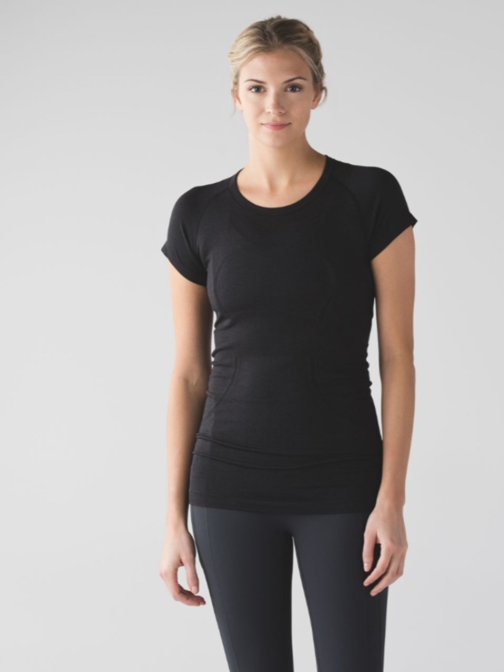 Lululemon Swiftly Tech Short Sleeve Crew Shirt Sz 8